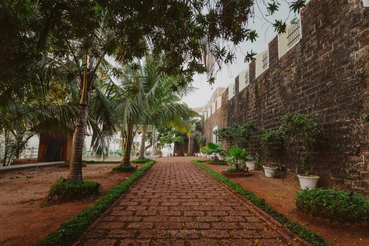 Fort Tiracol Heritage Hotel Arambol Buitenkant foto