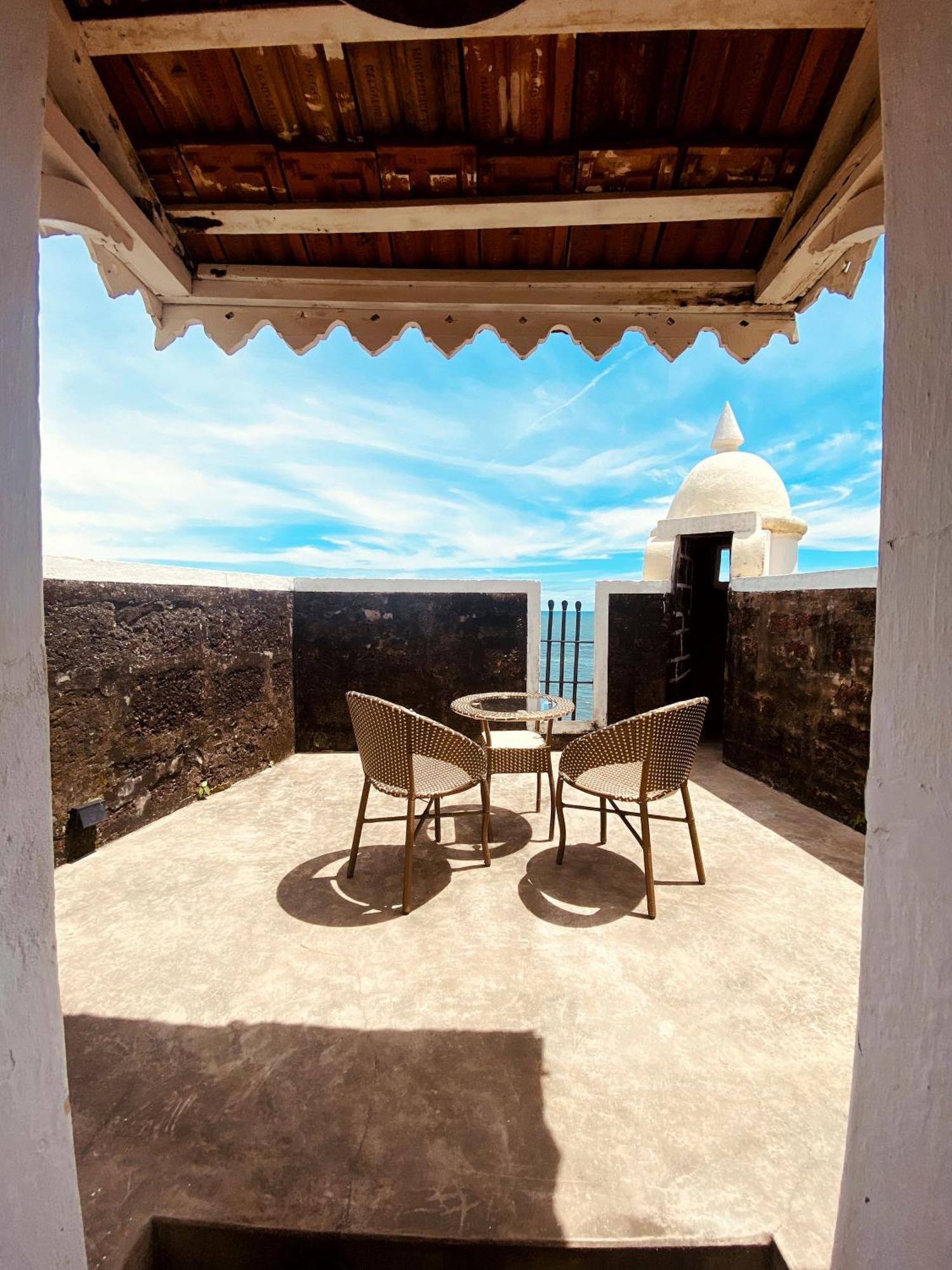Fort Tiracol Heritage Hotel Arambol Buitenkant foto